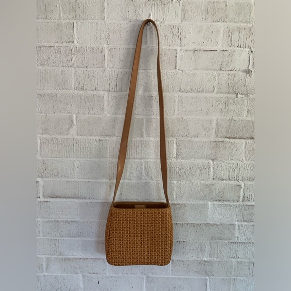 Fossil Small Tan Woven Crossbody Bag - Picture 1 of 5
